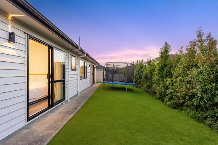 33 Johns Creek Crescent Silverdale_19