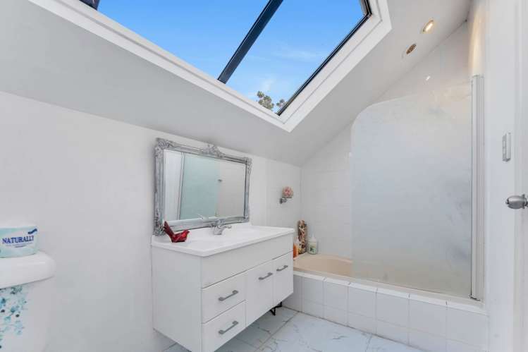 18A Gilletta Road Mt Roskill_13