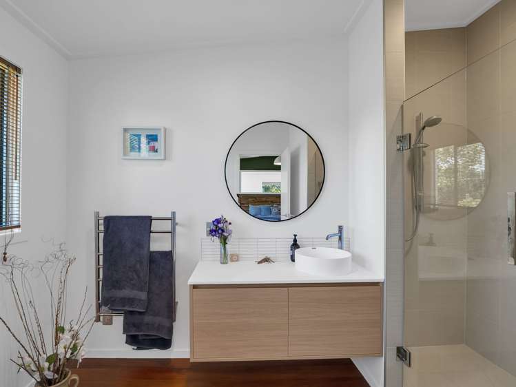 74 Station Road Takapau_21