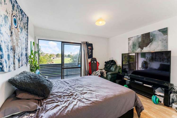 49 Spinnaker Drive Te Atatu Peninsula_8