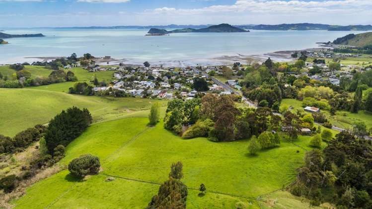 33 Kawakawa-Orere Road Kawakawa Bay_8