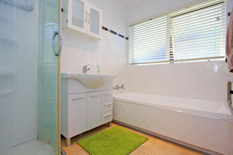 11 Settlers Cove Manurewa_6