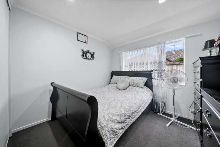 35 Croftview Road Wattle Downs_14