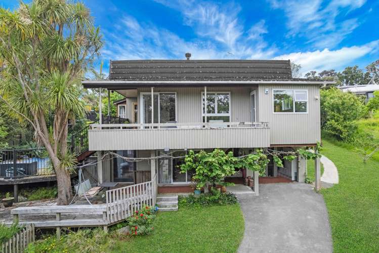 8 Philson Terrace Browns Bay_17