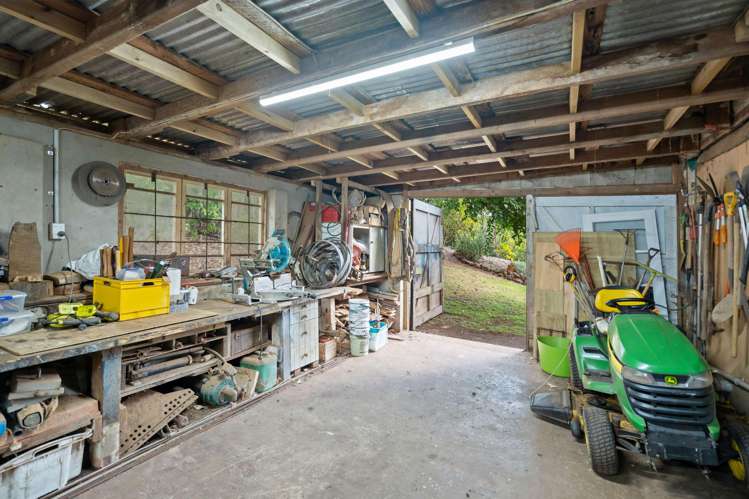 7 Puriri Grange Lane Maunu_9