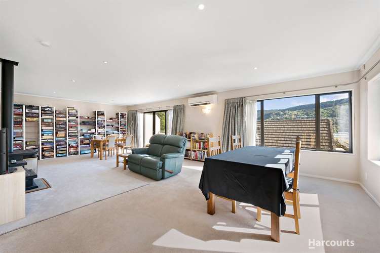 2/14 Duncan Street Tawa_3