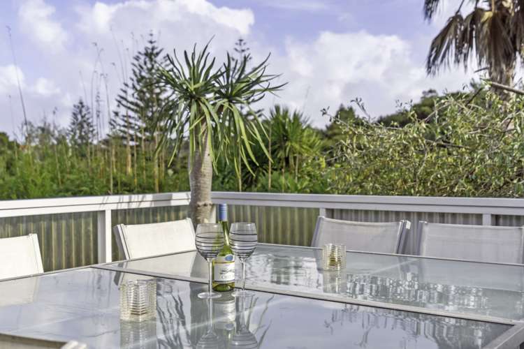 1/27 Tui Glen Road Birkenhead_23