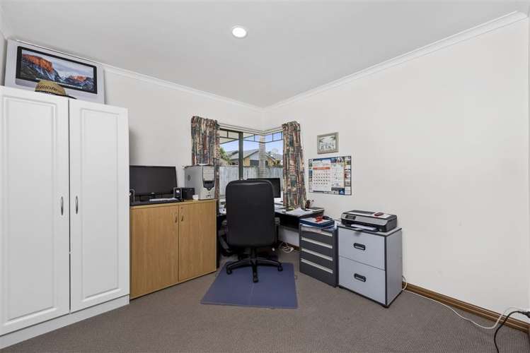 22 Brackenburn Drive Ohauiti_14