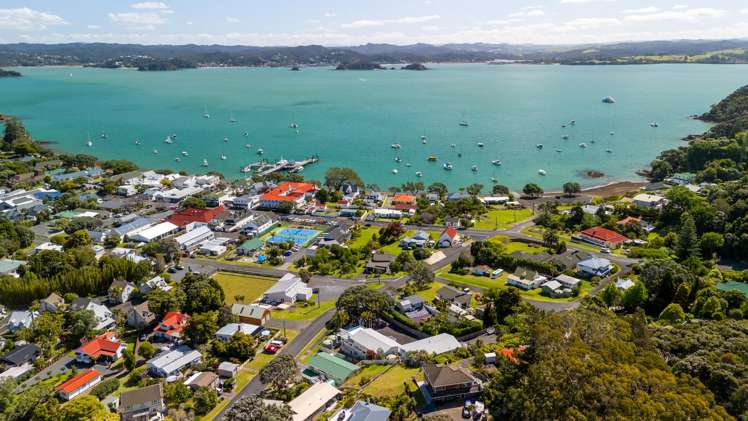 2/7 Wellington Street Russell_11