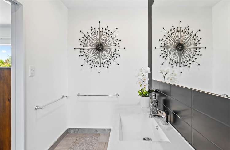 13 Goldrush Lane Rolleston_15