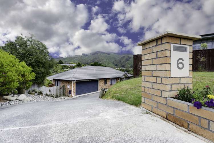 6 Ronald Scott Grove Riverstone Terraces_19