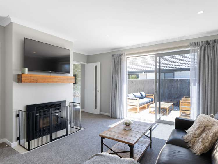 21 Corsair Crescent Burleigh_6