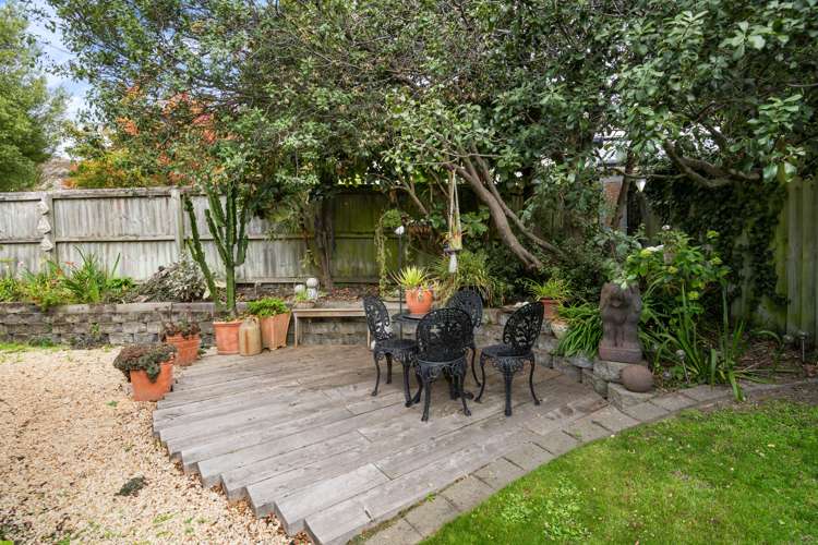 419 Port Hills Road Hillsborough_25