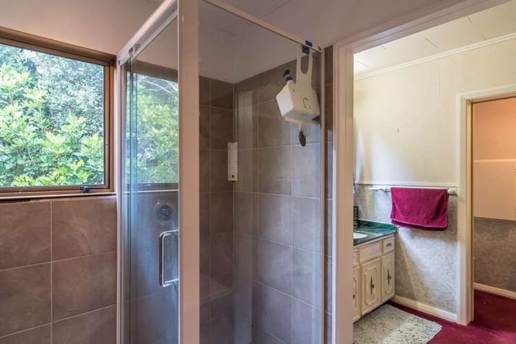 15 Knights Grove Otaki_17