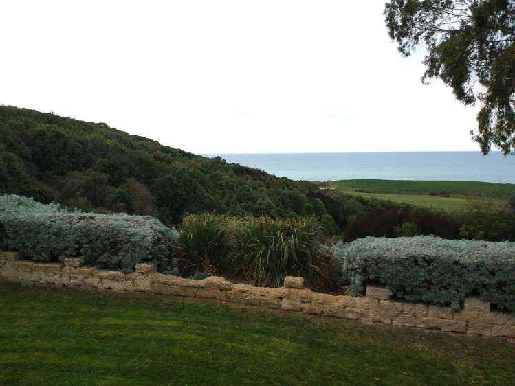 8 Matfen Street South Hill_32