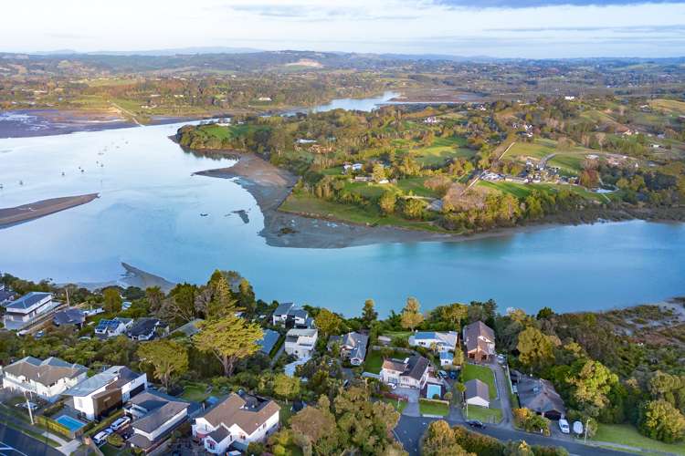 23 Pohutukawa Avenue Cockle Bay_44