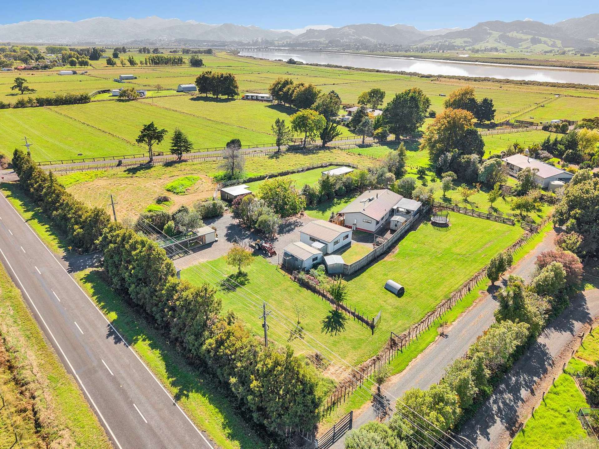 161 Hauraki Rd Orongo_0