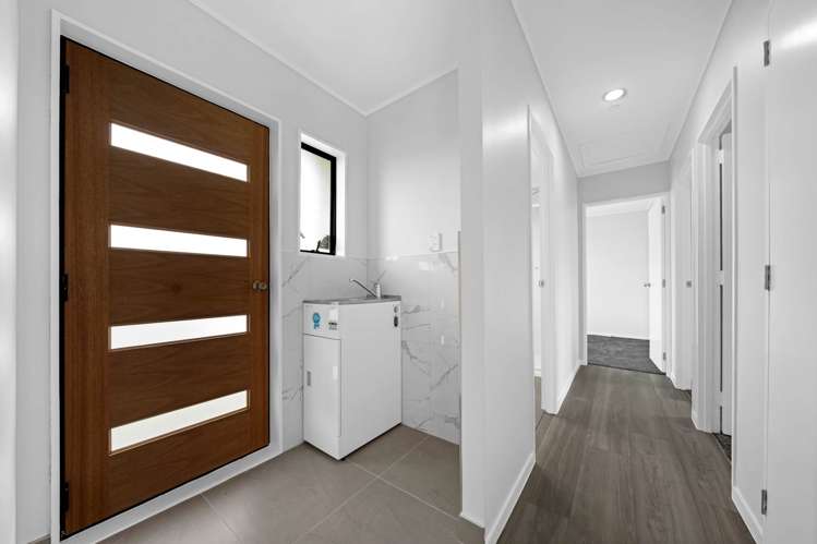 16A Hatherley Place Clendon Park_17