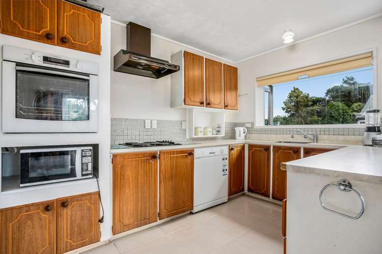 2/8 Killarney Avenue Torbay_6