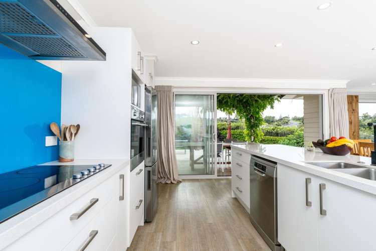 7 Waikowhai Place Raglan_11