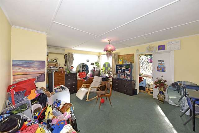 73 Aldershot Street Aranui_3