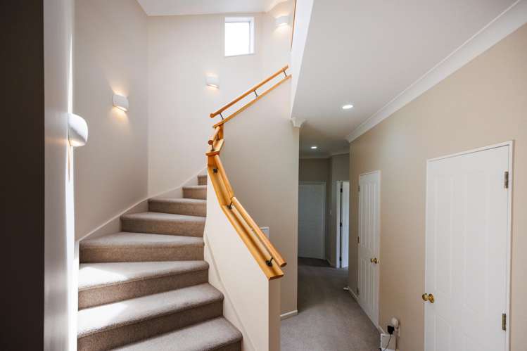 9 Balmoral Drive Terrace End_11