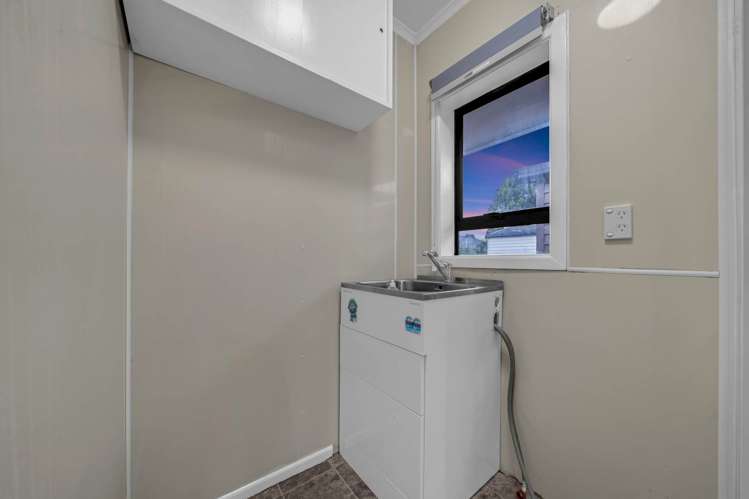 12 Hunua Road Papakura_14