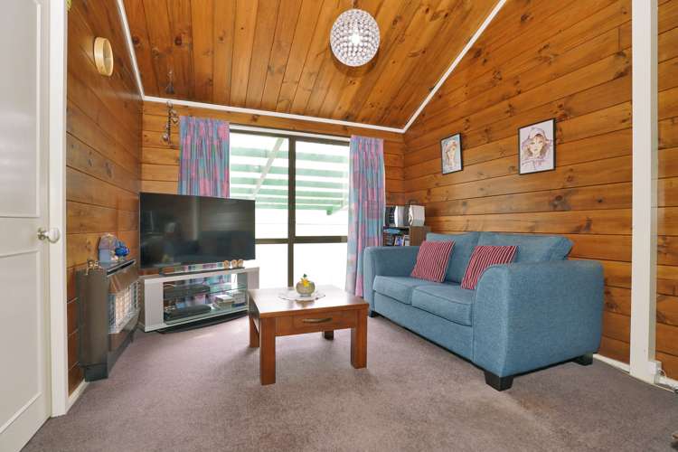 16 Ngaio Place Pukete_6