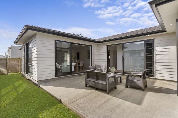 9 Soaring Bird Drive Takanini_25