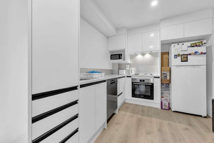 64F Coxhead Road Manurewa_4