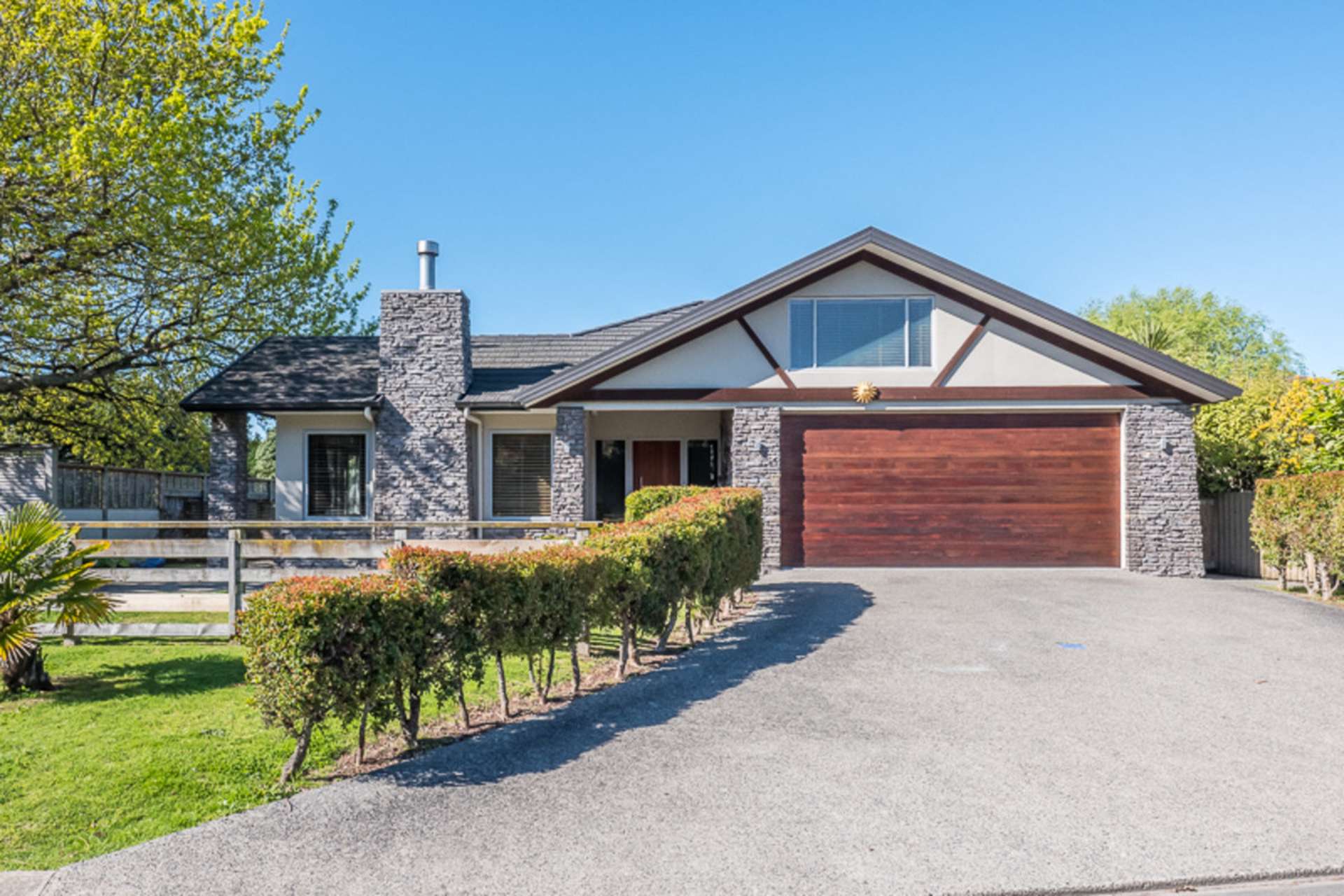 2 Fairway Oaks Drive Waikanae Beach_0