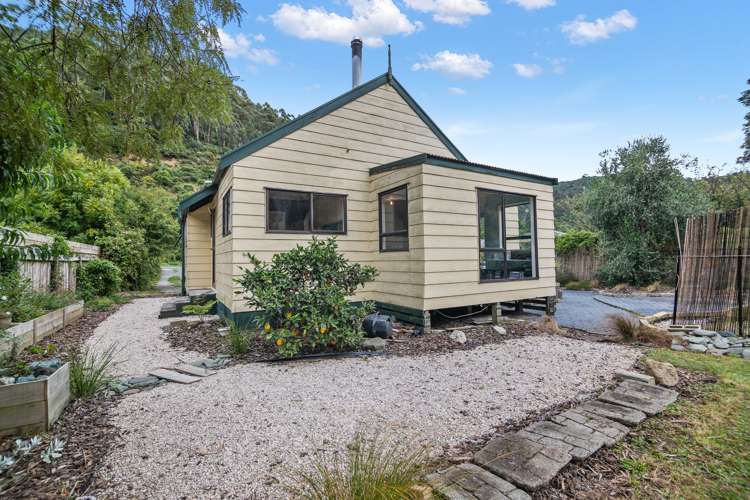 2/211 Brook Street The Brook_8