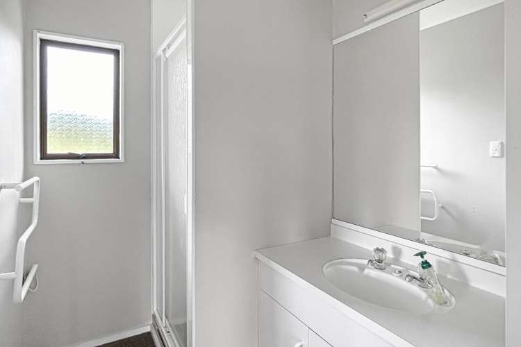 74 Lookout Road Parapara_9