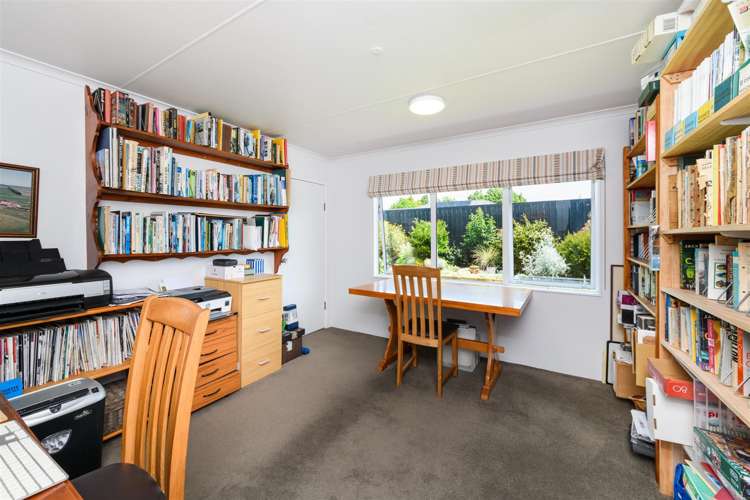 17 Barnett Drive Marton_21