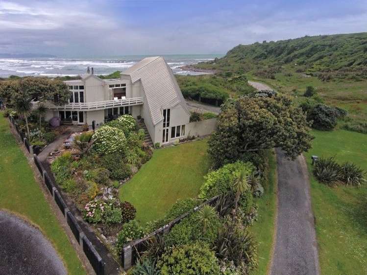 9 Old Beach Road Cape Foulwind_0