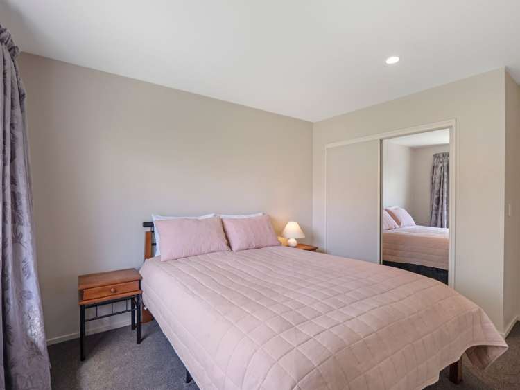 280 Southfield Drive Lincoln_24