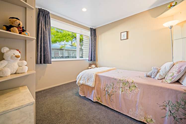 35 Muir Avenue Mangere Bridge_12