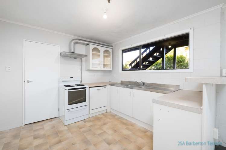 25 Barberton Terrace Red Hill_13