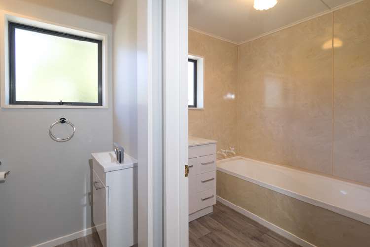 150 Milton Road South Elgin_14