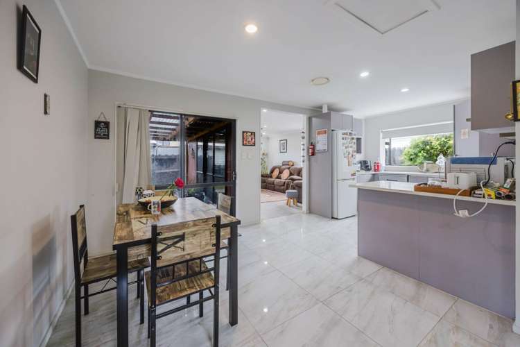 2/18 Maunu Road Papatoetoe_5
