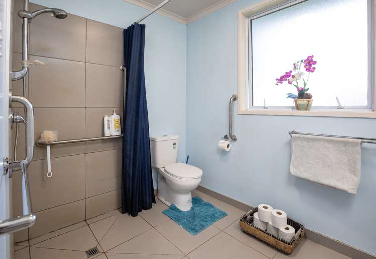 1231 Queen Charlotte Drive Anakiwa and Surrounds_12