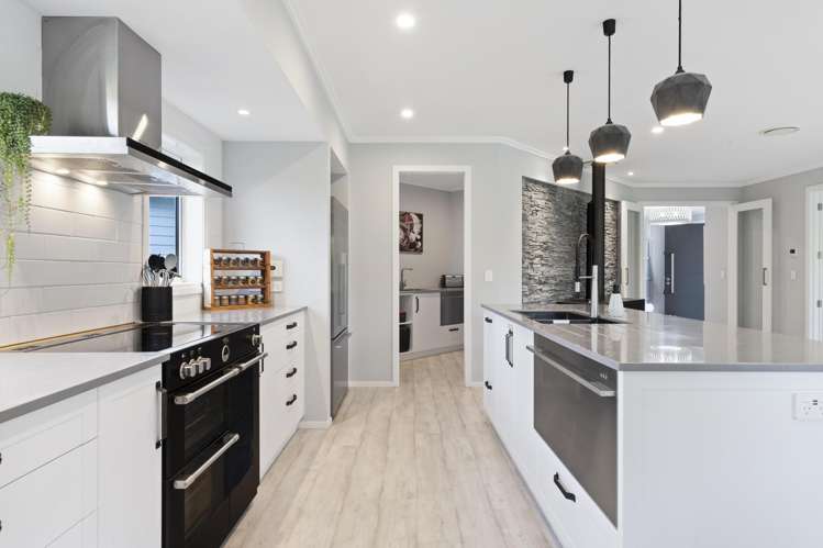 1557 Waiuku Road Waiuku_15