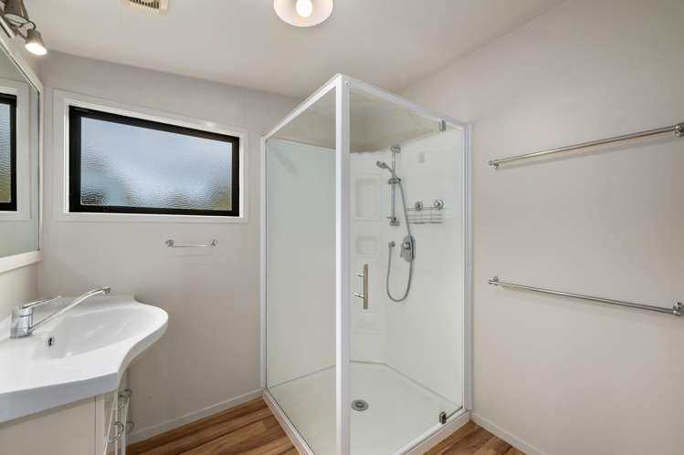 1755 Queen Charlotte Drive Queen Charlotte Sound_20