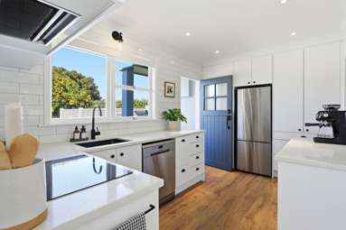9 Meadowland Street_2