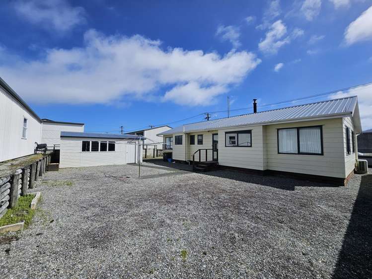 9 Swainson Street Greymouth_11