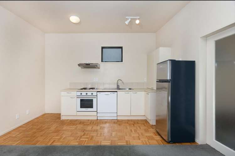 2i/30 Randolph Street Eden Terrace_6