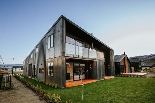 Modern, Unfurnished Wooing Tree Reserve