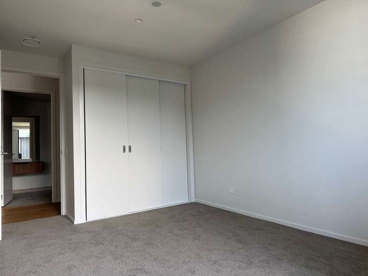 410R/11 Spring street Onehunga_5