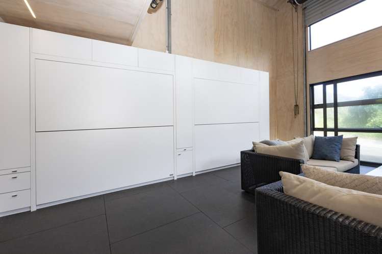 21 & 21a Beach Valley Road Piha_16