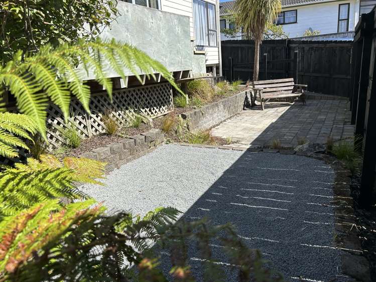 8 Dominica Crescent Grenada Village_19